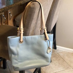 Michael Kors Jet Set Medium Tote Purse
